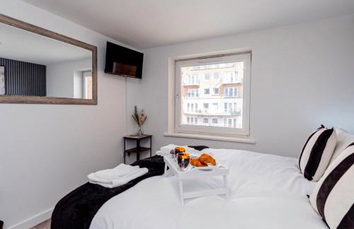 Upgraded 4 Beds Level Access Lifts 2 bath Parking - Foto 19