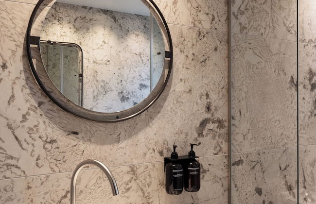 Hypernym Hotel & Suites - Photo 21