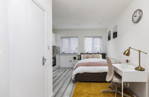 Deluxe studio Apartments - City Airport & Excel Ideal for Long stay - Foto 38