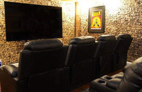 Huge Deluxe 600 Year Old Essex Manor, Hot Tub, Cinema Room, Sky Tv - Foto 61