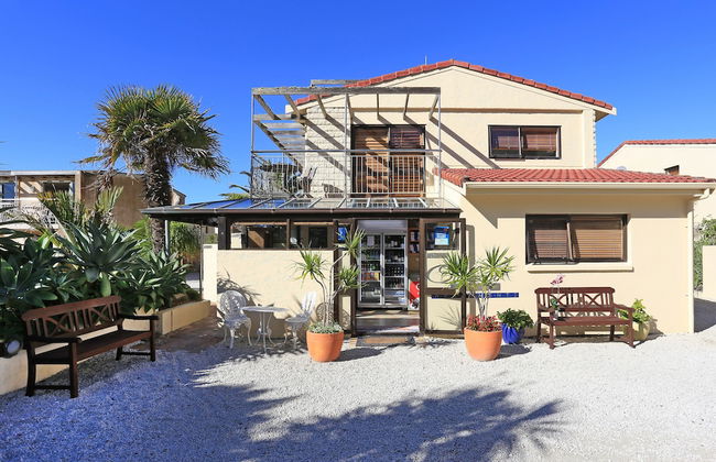 Onetangi Beach Apartments - Photo 1