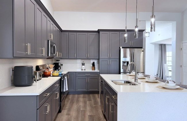 Beautifuly 5bd Pool Gm Hm, Legacy Park-409cr 5 Bedroom Home by RedAwning - Foto 13