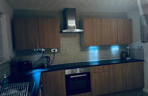 House - Sleeps 6 Hot-tub & Free Parking - Foto 6