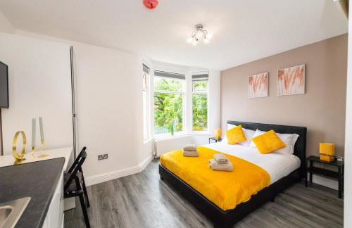 Five Seasons Liverpool City - Modern Studios near Anfield - Foto 5