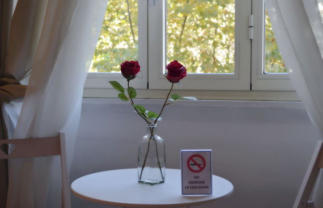 Moonlight Inn Guest House - Photo 22