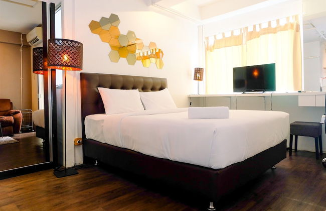 Large and Minimalist Studio at Pakubuwono Terrace Apartment - Foto 3