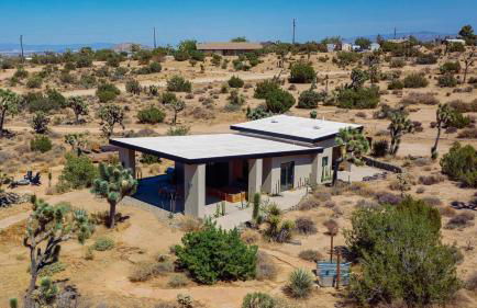 Skyline Ridge- Modern Residence w Sprawling Views - Foto 51