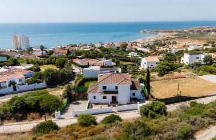 Exclusive villa with private pool & Gibraltar view - Foto 31