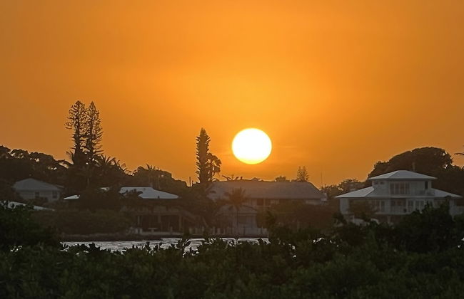 Waterfront Luxury Villa With Sunset Views And Boat Slip 3 Bedroom Townhouse by RedAwning - Foto 19