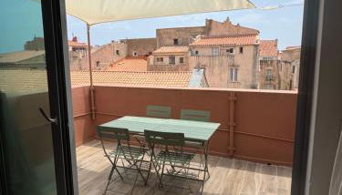 Duplex pour 2 à 6 personnes avec terrasse en plein cœur de la citadelle de Bonifacio - Foto 4