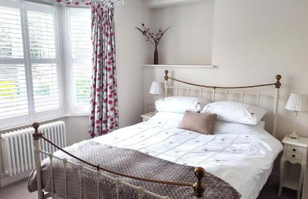 3 Bed 2 Bath Cottage with private parking and garage - Foto 7