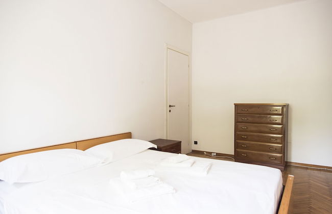 2 Bedrooms Flat near Bocconi, Iulm, Navigli - Photo 4