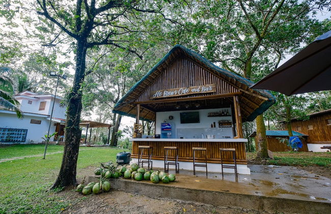 Almost Heaven Lake Resort by Cocotel - Photo 61