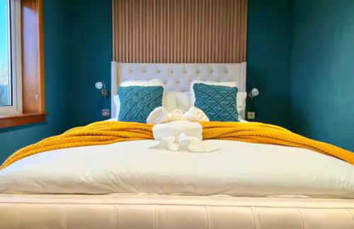 Super luxury 2 bedroom, full house sleep 5 with garden & parking close to airport - Foto 23