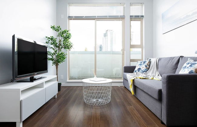 Surrey Center Cozy Condo - Photo 1