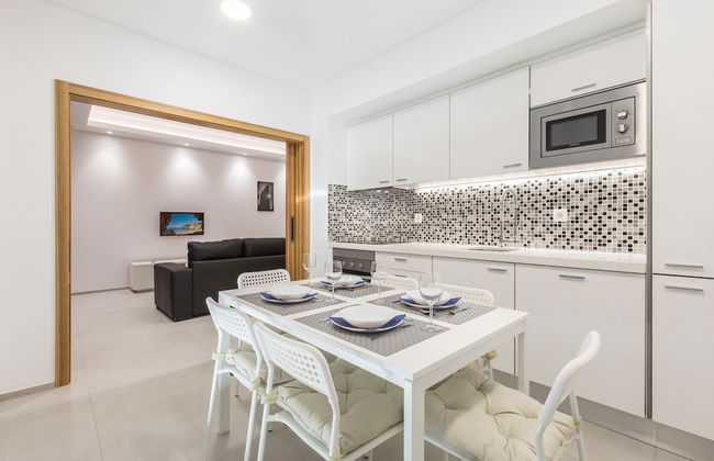 Correeira Luxury Residence T2 A - Albufeira, Pools, Wifi, Bbq, Beach - Foto 7