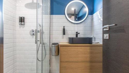 LB Vacation Rentals I Cannes Center, Renovated Apartment with Balcony, Ideal for Holidays or Congress! - Foto 3