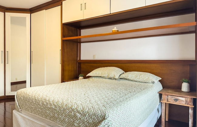 Casa espaçosa na Granja Viana - Foto 4