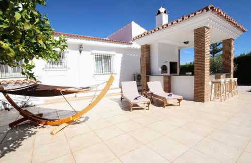 TESS Villa Andalucia - Photo 2