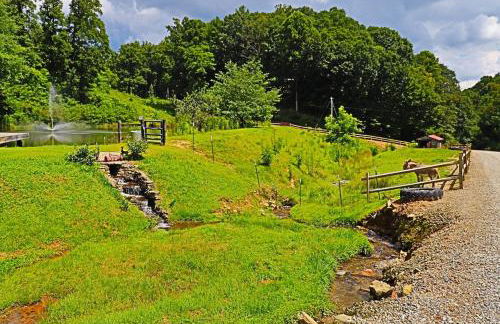 Mountain Gem, Hot Tub, Fire Pit, Views, Starlink Wi-fi - Foto 65