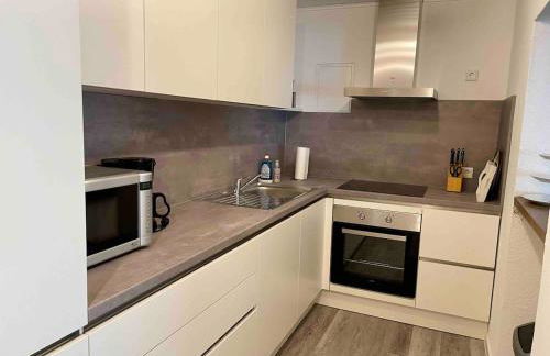 Schöne 2-Zi-Whg Küche Bad Terrasse Parken - Foto 39