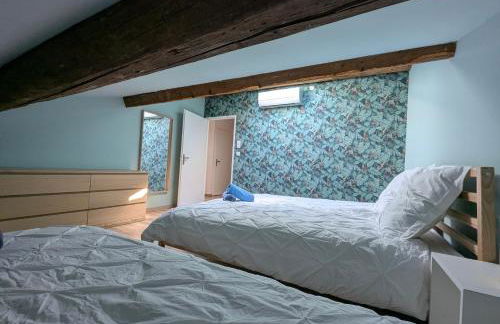 ColorChic 3 étoiles - Parking Privé Terrasse Clim - 120m2 Plein centre - Foto 3