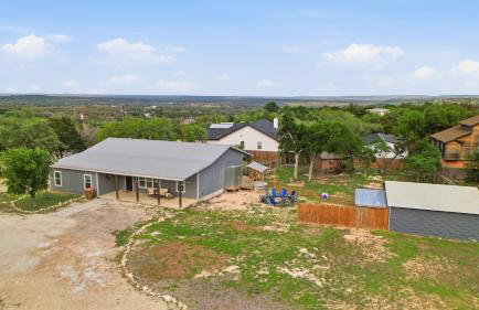 Game Barn, Cowboy Pool, 17ft Movie Screen - sleeps 10 - Photo 8