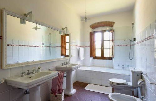 Salceta, a Tuscany Country House - Photo 42