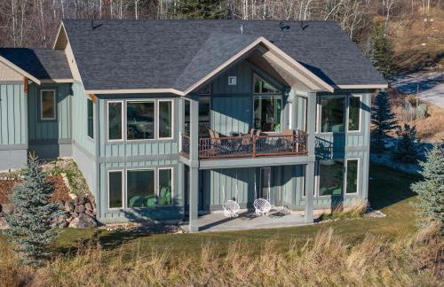 Sugar Loaf Haven by KABINO Huge Views Garage Fishing Snowmobile - Foto 35