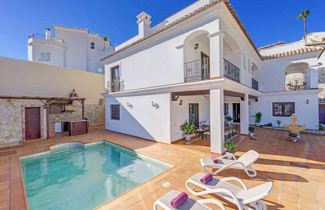 Villa Lara Pinta - Photo 2