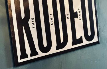 1 Bed1 Bath Condo wKitchenLR-Sleeps up to 4PP - Foto 20