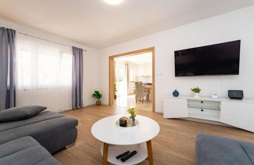 MY DALMATIA - Holiday home Briscola with private pool and amazing outside kitchen - Photo 30