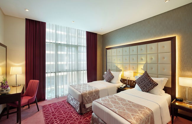 Royal Continental Suites - Photo 6