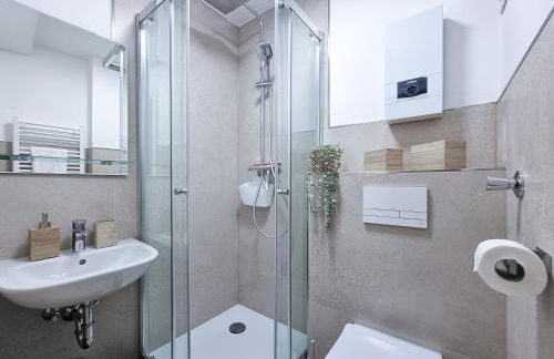 Alpha Apartments - Photo 19