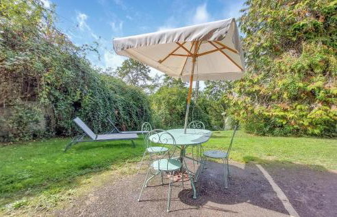 3 Bedroom Gorgeous Apartment In Confolens - Foto 11