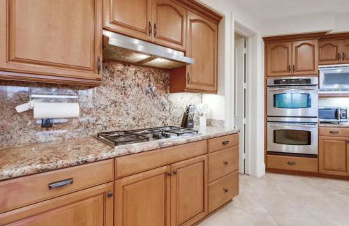 Villa Andalusia 6BR 5BA Luxury Jacuzzi Views and Games - Foto 6