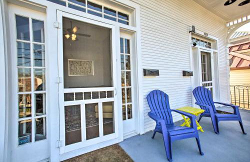 Uptown NOLA Apt on Magazine Street with Backyard! - Photo 19