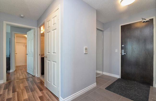 NAPA Furnished Suites & Apartments - Foto 14