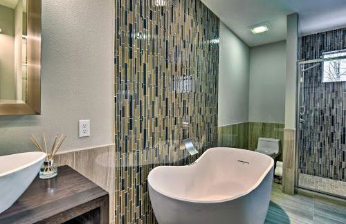Modern Anchorage Townhome - By Delaney Park Strip! - Foto 15