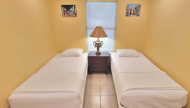 Retreats at Lantana 4 Plex - Foto 2, Habitación