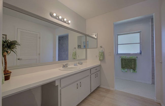 Peaceful Egret Pool Home in Venice - Foto 44