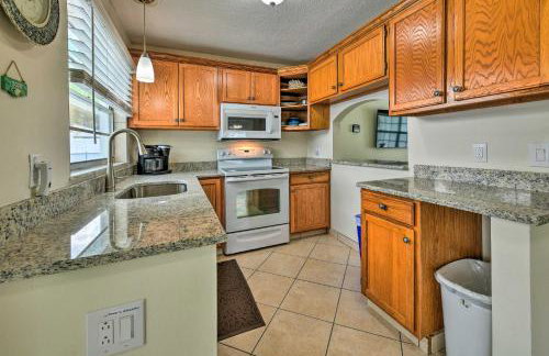 Apollo Beach Gem with Pool The Flamingo House - Foto 7