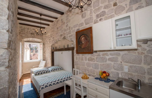 Apartment Four tower - Photo 17