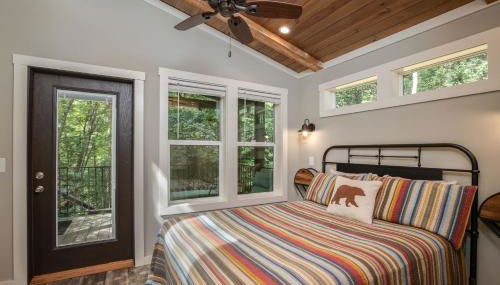 High Hollow Cottage Modern Tiny Home with Hot Tub - Foto 2