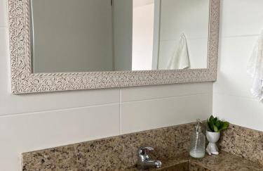 Apartamento Aconchegante com Piscina a 2 Quadras da Beira-Mar - Foto 4