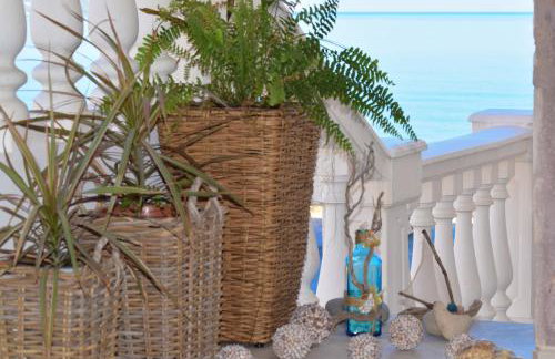 Dimitra's Sea-Crafts Boutique Studios - Photo 41