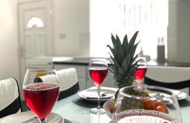 Cosy Cheerful 2 Bedrooms Near Piccadilly, Etihad Stadium Sleeps up to 5 - Foto 12