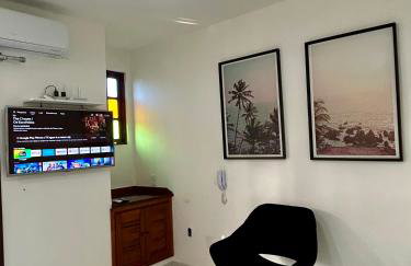 Apto a 100 metros da PRAIA com PISCINA, SAUNA e ESTACIONAMENTO - Foto 10