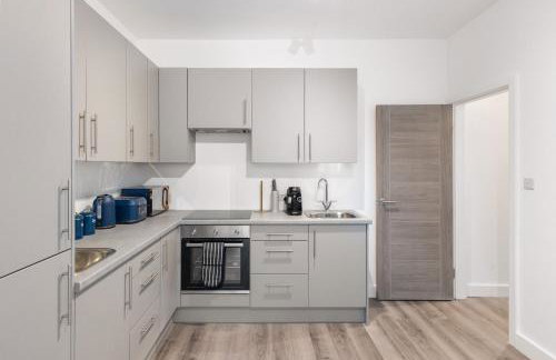 Modern 2 Bedroom APT 3 min walk to Tube station - Foto 9