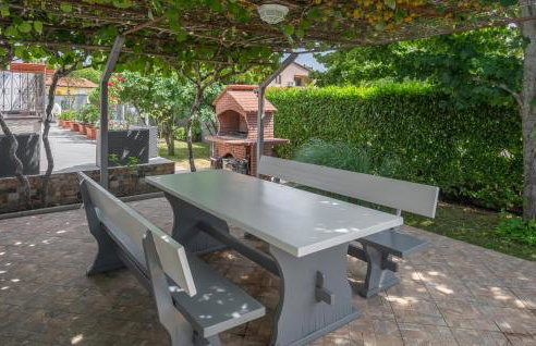 Awesome Apartment In Micetici With Wifi - Foto 9